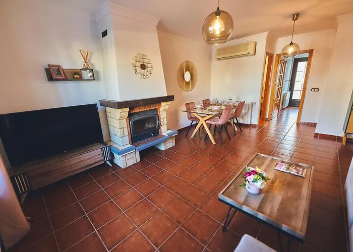 La Casa Del Barrio - *